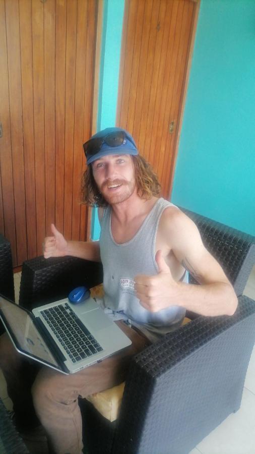 Hospedaje Restaurante El Hombre Puerto Chicama Zewnętrze zdjęcie