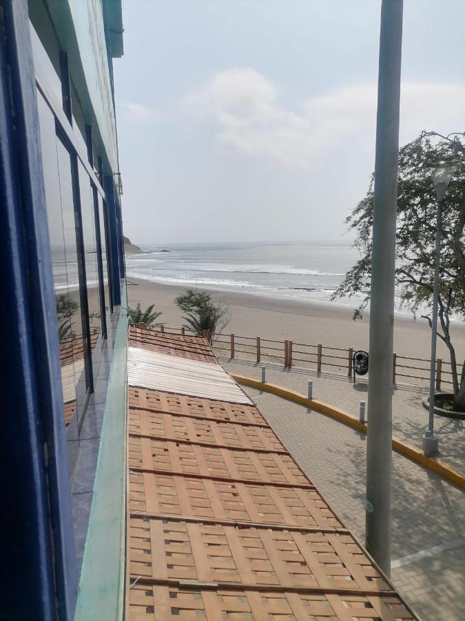 Hospedaje Restaurante El Hombre Puerto Chicama Zewnętrze zdjęcie