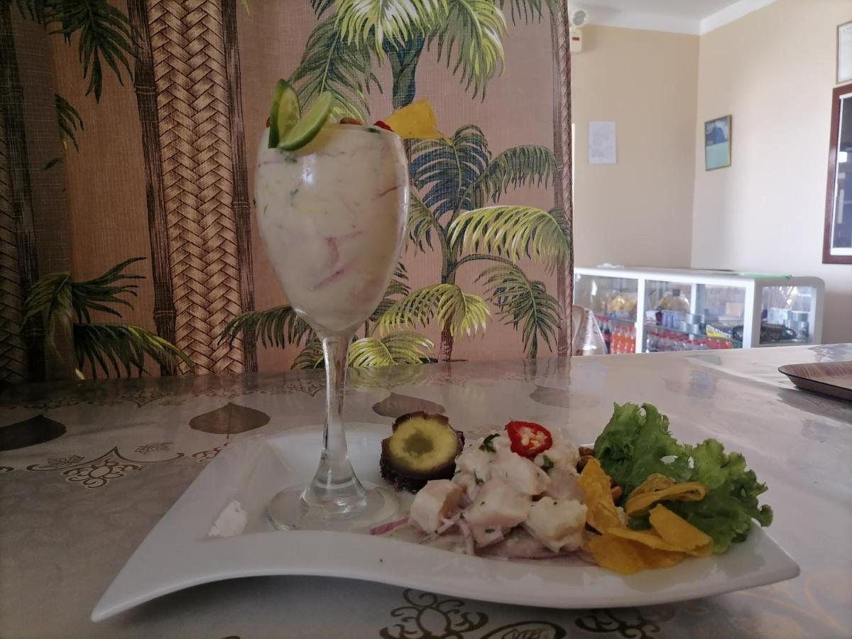 Hospedaje Restaurante El Hombre Puerto Chicama Zewnętrze zdjęcie